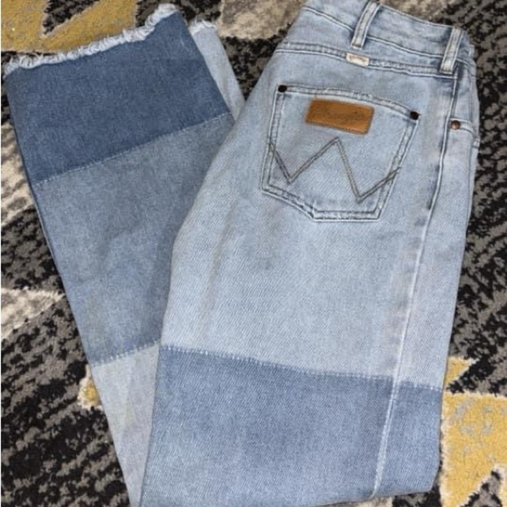 wrangler x billabong sz 25 mom jeans